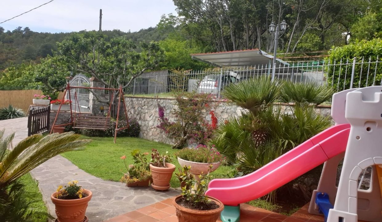 05PF Villa bifamiliare Portoferraio