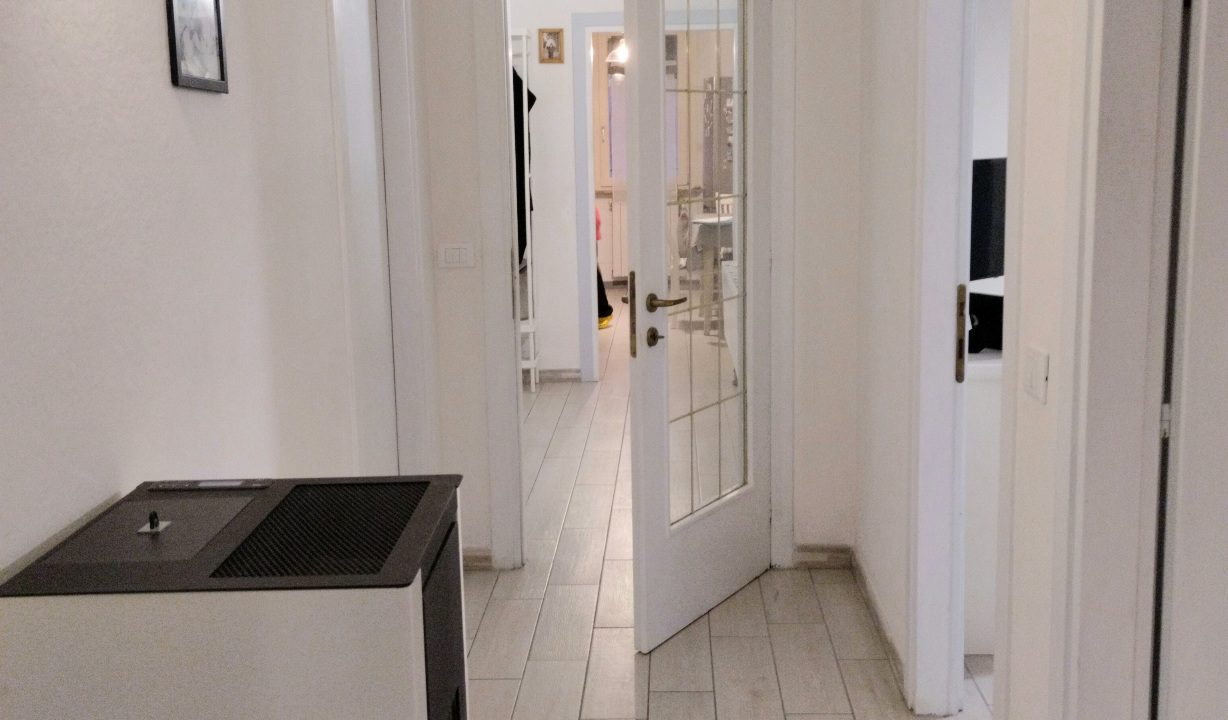 11PF appartamento ristrutturato tre camere 8