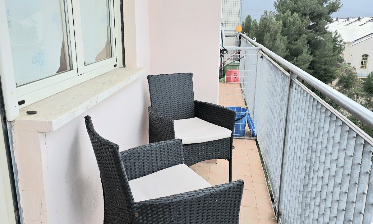 balcone monolocale portoferraio