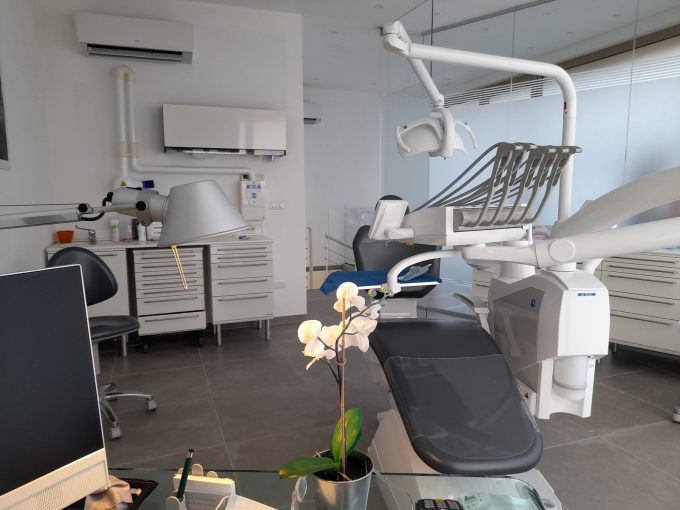 03 MM- immobile adibito a studio odontoiatrico Marciana Marina
