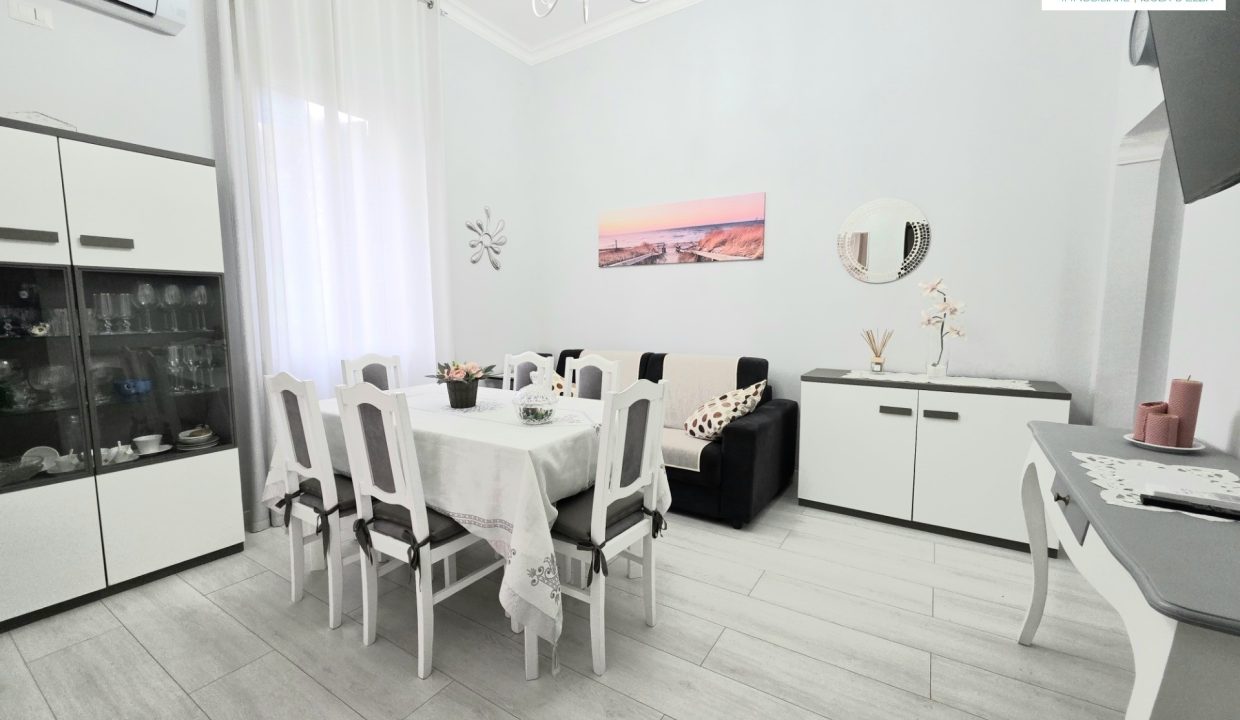 RIF 015PF BILOCALE RECENTEMENTE RISTRUTTURATO VICINO AI SERVIZI PORTOFERRAIO ISOLA D'ELBA