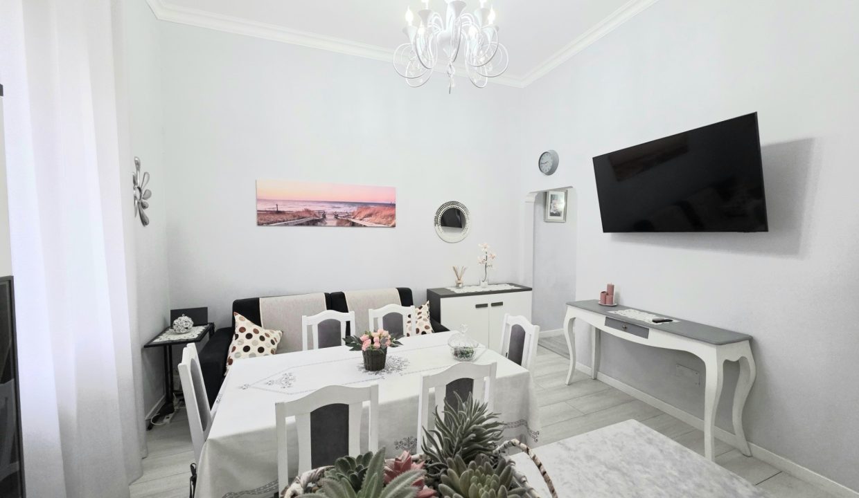 RIF 015PF BILOCALE RECENTEMENTE RISTRUTTURATO VICINO AI SERVIZI PORTOFERRAIO ISOLA D'ELBA