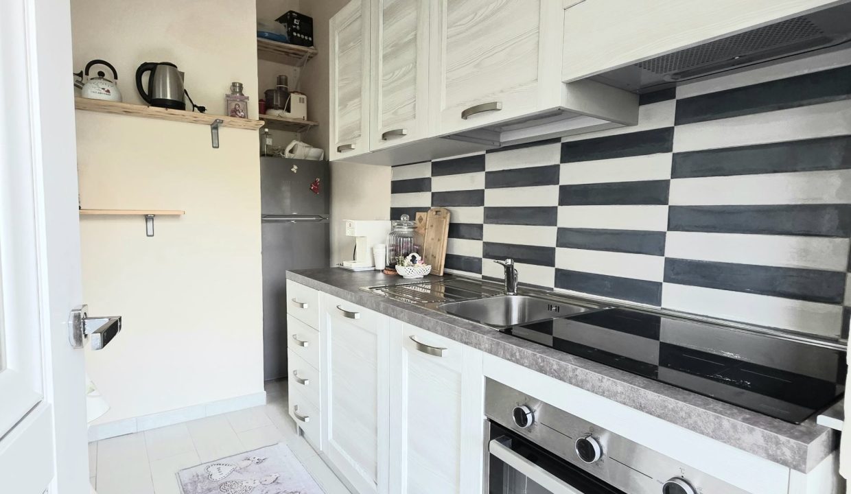 RIF 015PF BILOCALE RECENTEMENTE RISTRUTTURATO VICINO AI SERVIZI PORTOFERRAIO ISOLA D'ELBA