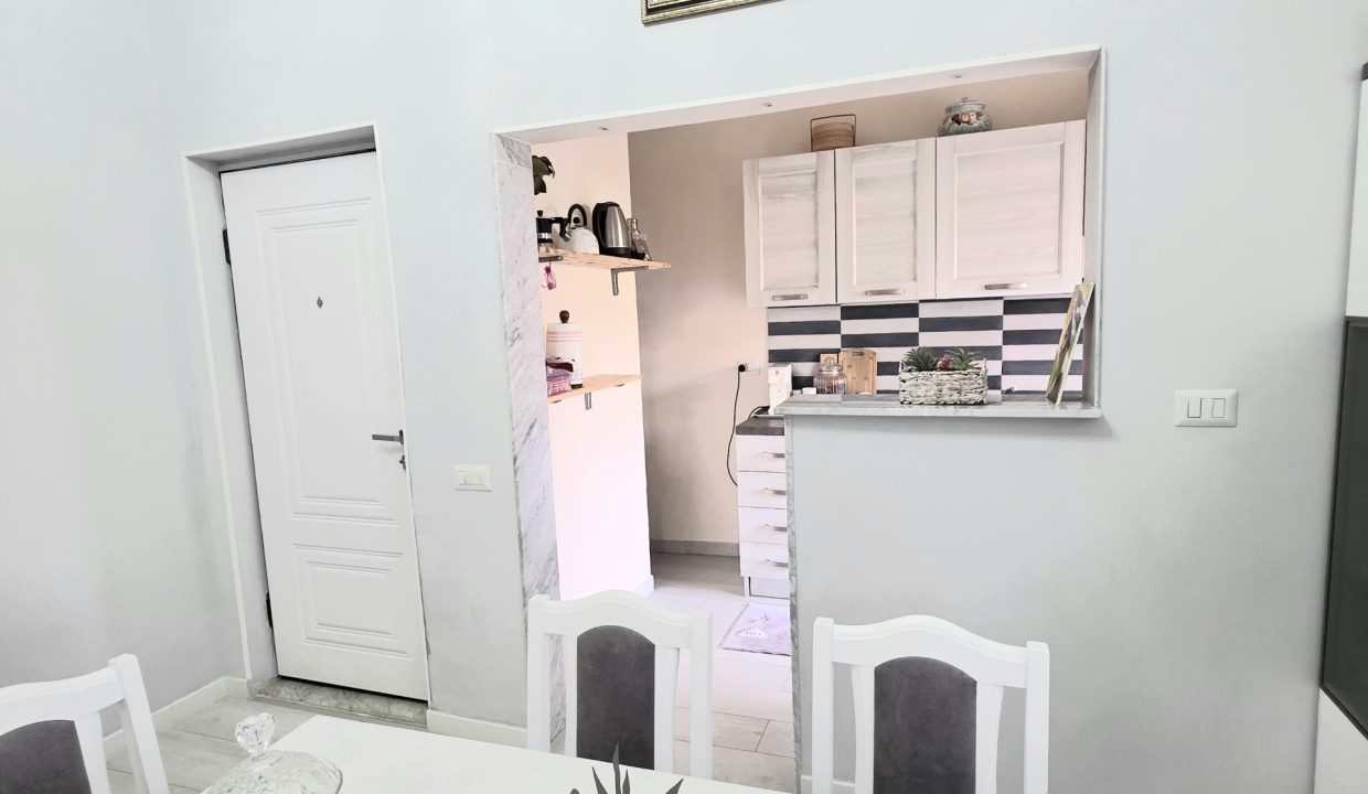 RIF 015PF BILOCALE RECENTEMENTE RISTRUTTURATO VICINO AI SERVIZI PORTOFERRAIO ISOLA D'ELBA