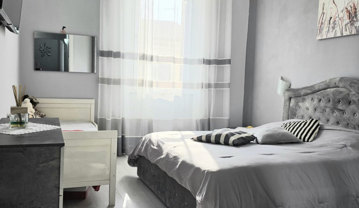 RIF 015PF BILOCALE RECENTEMENTE RISTRUTTURATO VICINO AI SERVIZI PORTOFERRAIO ISOLA D'ELBA