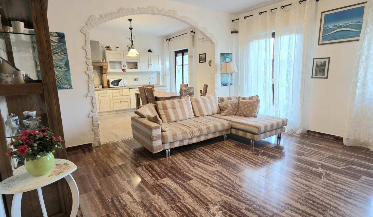 03PA APPARTAMENTO CENTRALE VISTA MARE VICINO AL CENTRO