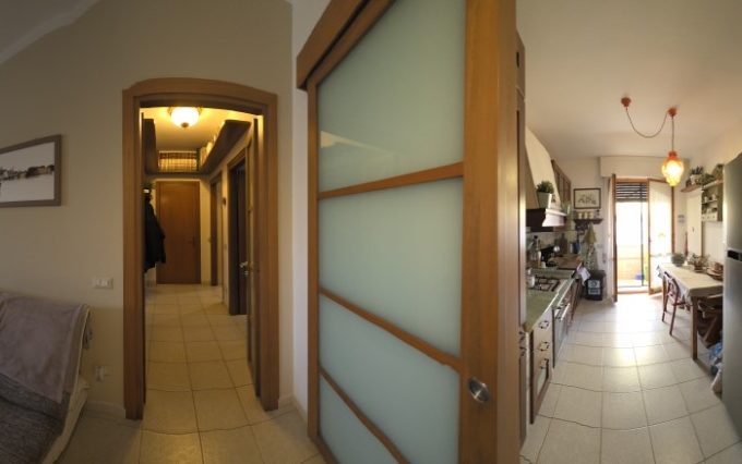 017PF QUADRILOCALE CON CANTINA E POSTO AUTO