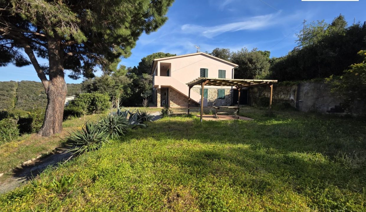 016PF VILLA VISTA MARE COSTA NORD ELBA