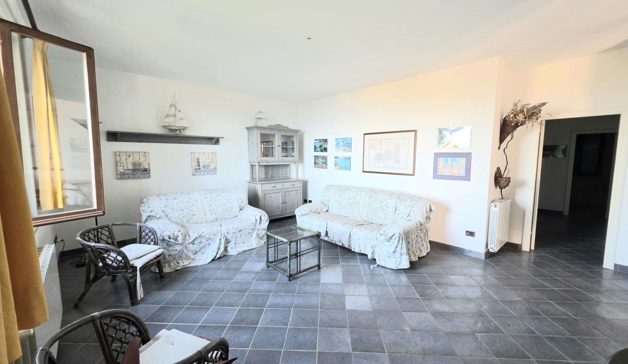 016PF VILLA VISTA MARE COSTA NORD ELBA