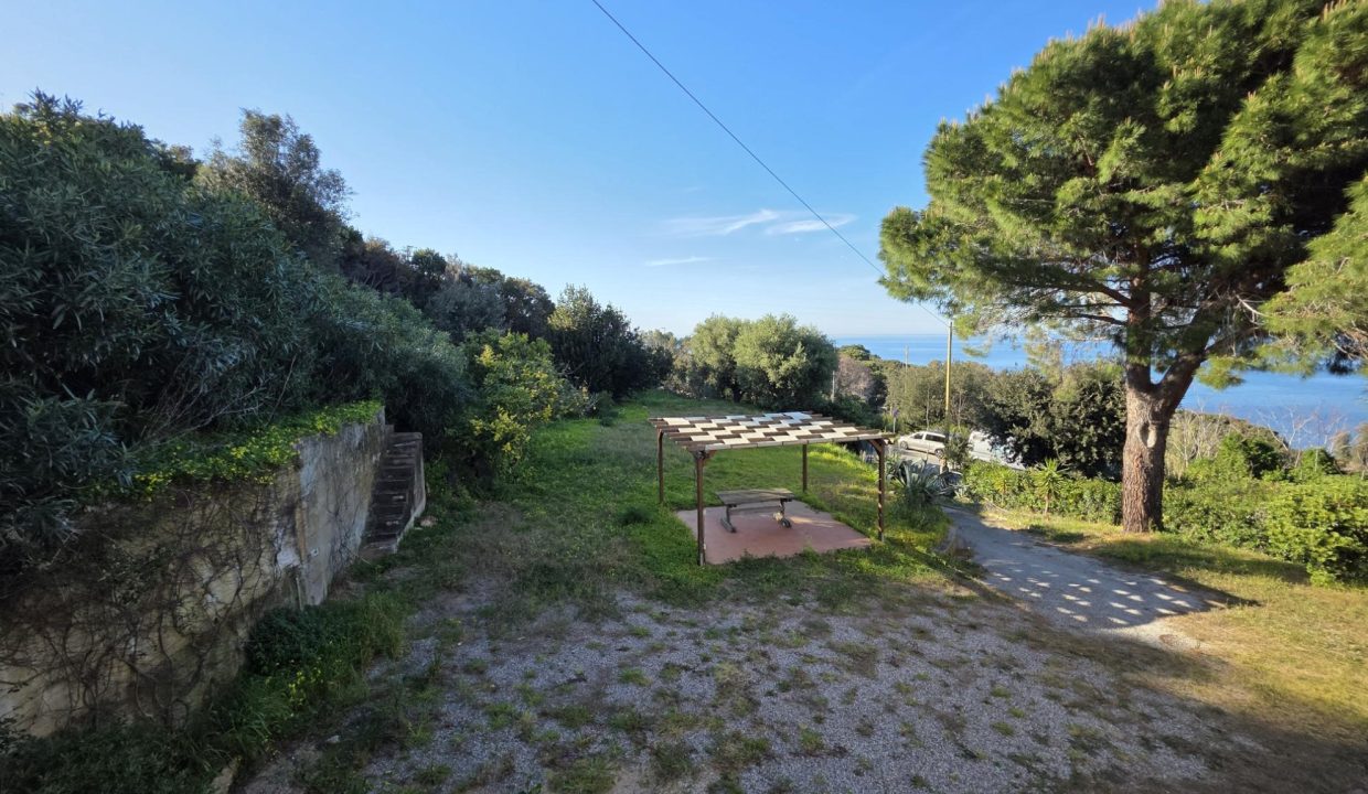 016PF VILLA VISTA MARE COSTA NORD ELBA