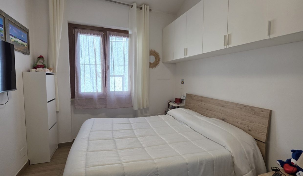 017PF Terratetto indipendente con terrazzo Portoferraio