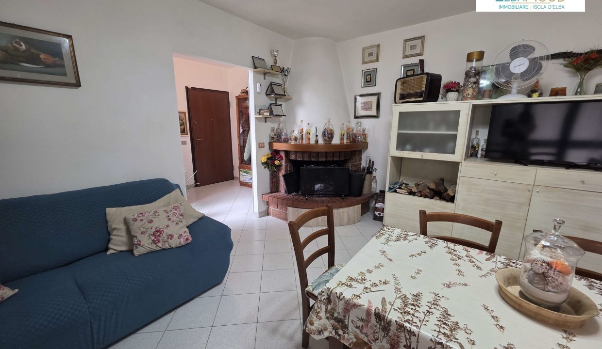 019PF Appartamento tre camere, doppi servizi, cantine, posto auto, terrazzo