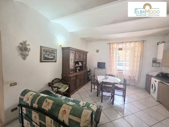 03RI APPARTAMENTO PIANO TERRA A POCHI PASSI DAL PORTO RIO MARINA