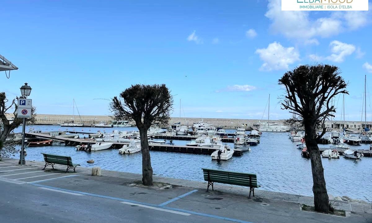 04MM ATTIVITA' COMMERCIALE FRONTE MARE MY POKE MARCIANA MARINA