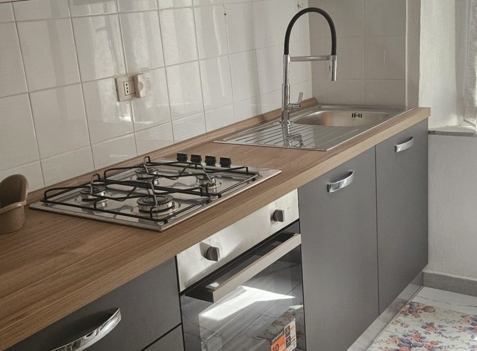 Rif. 04PA APPARTAMENTO DUE CAMERE VICINO ALLA PIAZZA