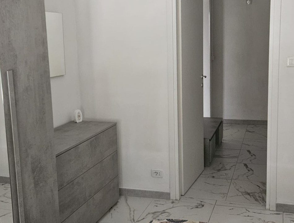 Rif. 04PA APPARTAMENTO DUE CAMERE VICINO ALLA PIAZZA