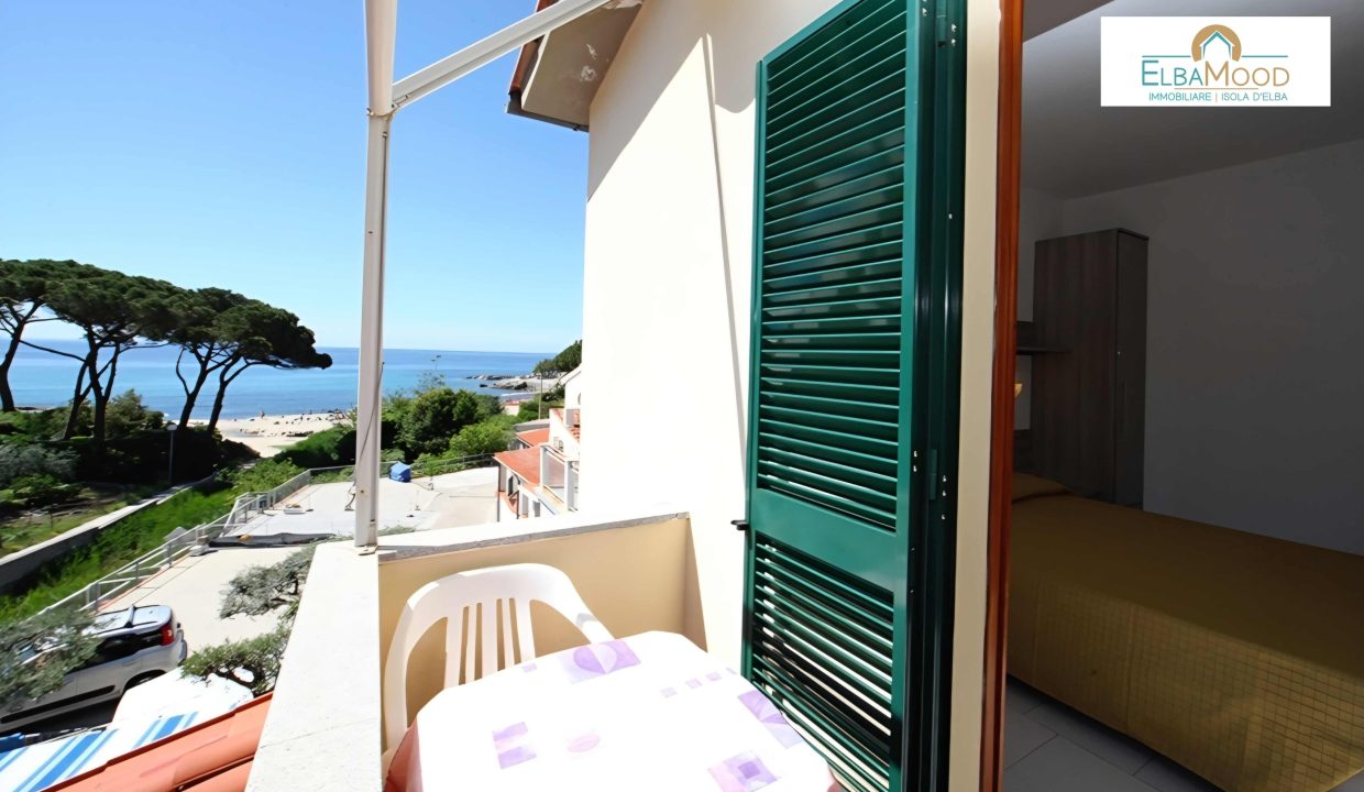 rif. 01 CA Hotel a pochi passi dalla spiaggia di Seccheto, vista mare