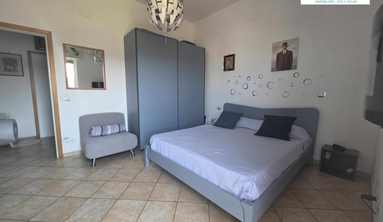 RIF 026PF appartamento 3 p centrale vista mare