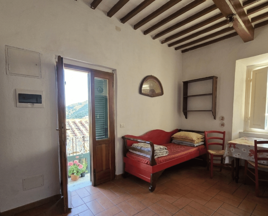 RIF. 04RI APPARTAMENTO LIBERO SU 4 LATI VISTA MARE