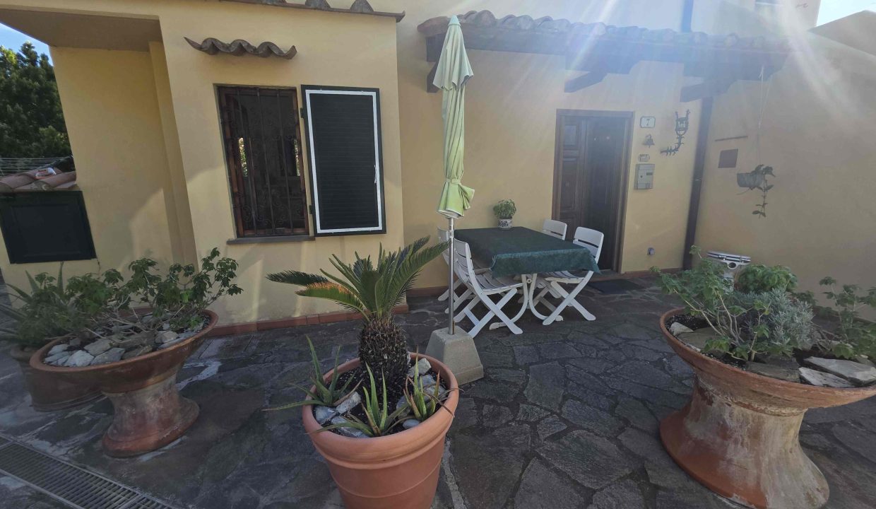 RIF 08PA porzione casa trifamiliare vista mare