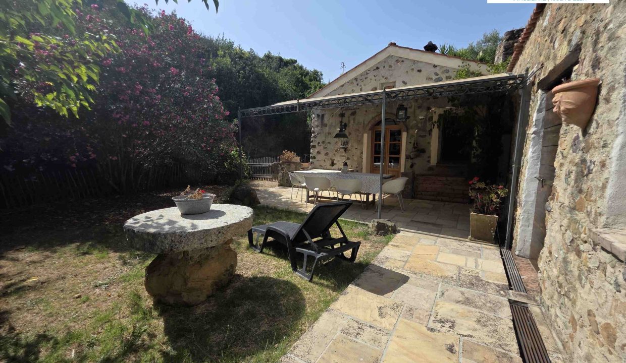 02CP Villa esclusiva vicino a Lacona