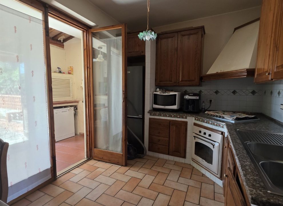 TERRATETTO PORTOFERRAIO CUCINA (2)