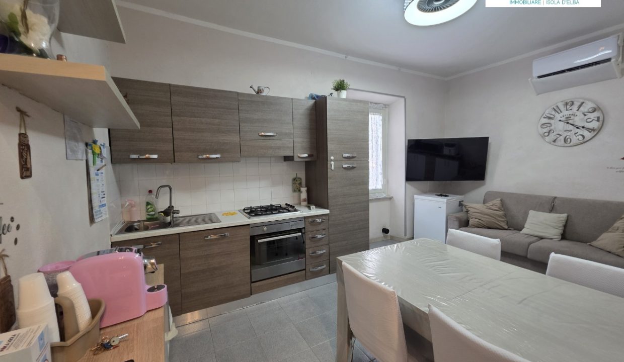 011PA Trilocale vicino alla piazza Porto Azzurro