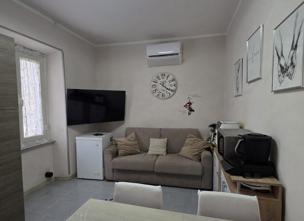 011PA Trilocale vicino alla piazza Porto Azzurro
