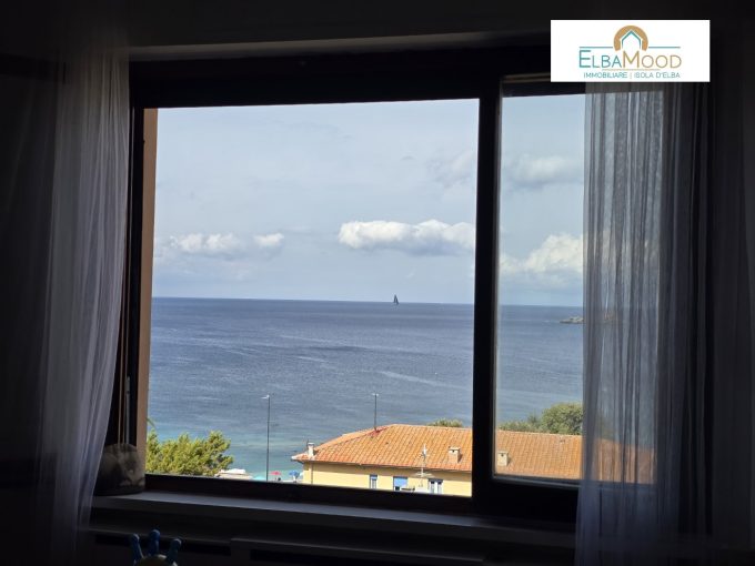 RIF 08PF VILLA VISTA MARE CON GIARDINO VICINO ALLA SPIAGGIA DELLE GHIAIE, CON GARAGE