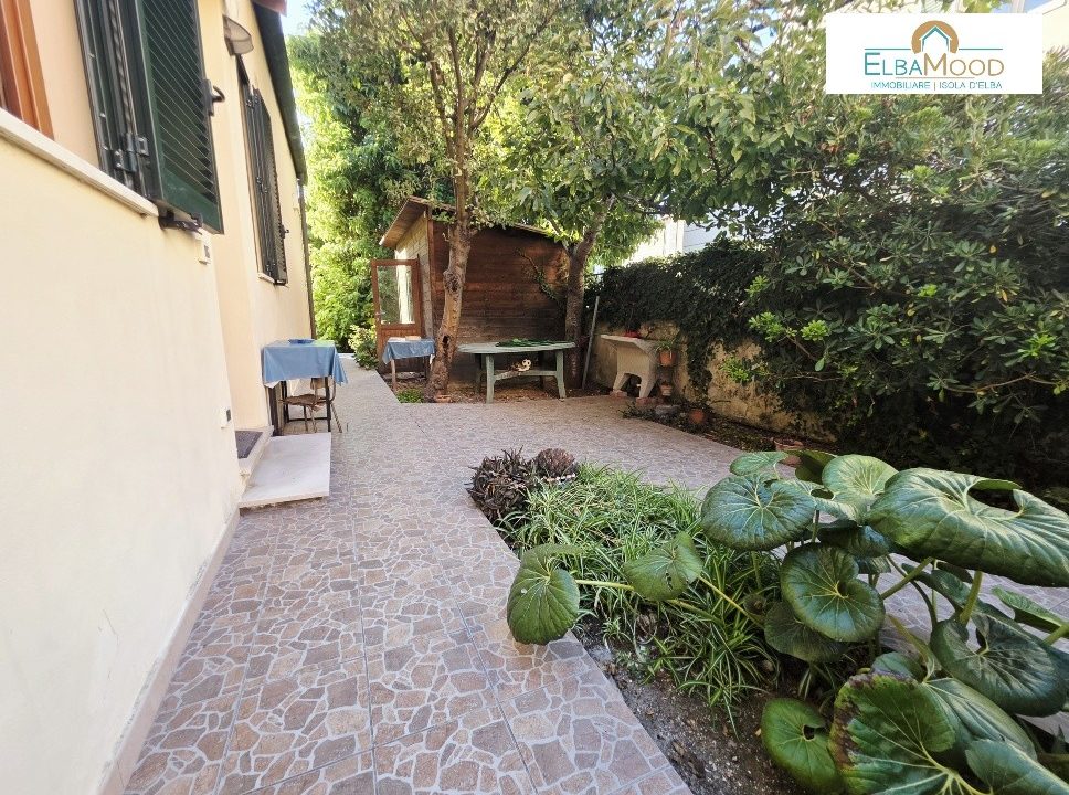 RIF. 033PF APPARTAMENTO CON GIARDINO VICINO AL PORTO (12)