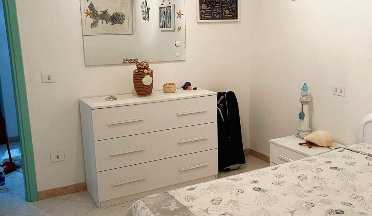 RIF. 05RI APPARTAMENTO CON GIARDINO E POSTO AUTO IN RESIDENCE A RIO (13)