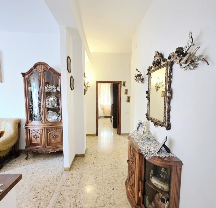 Rif 012PA Appartamento tre camere zona centrale Porto Azzurro Isola d'Elba (10)