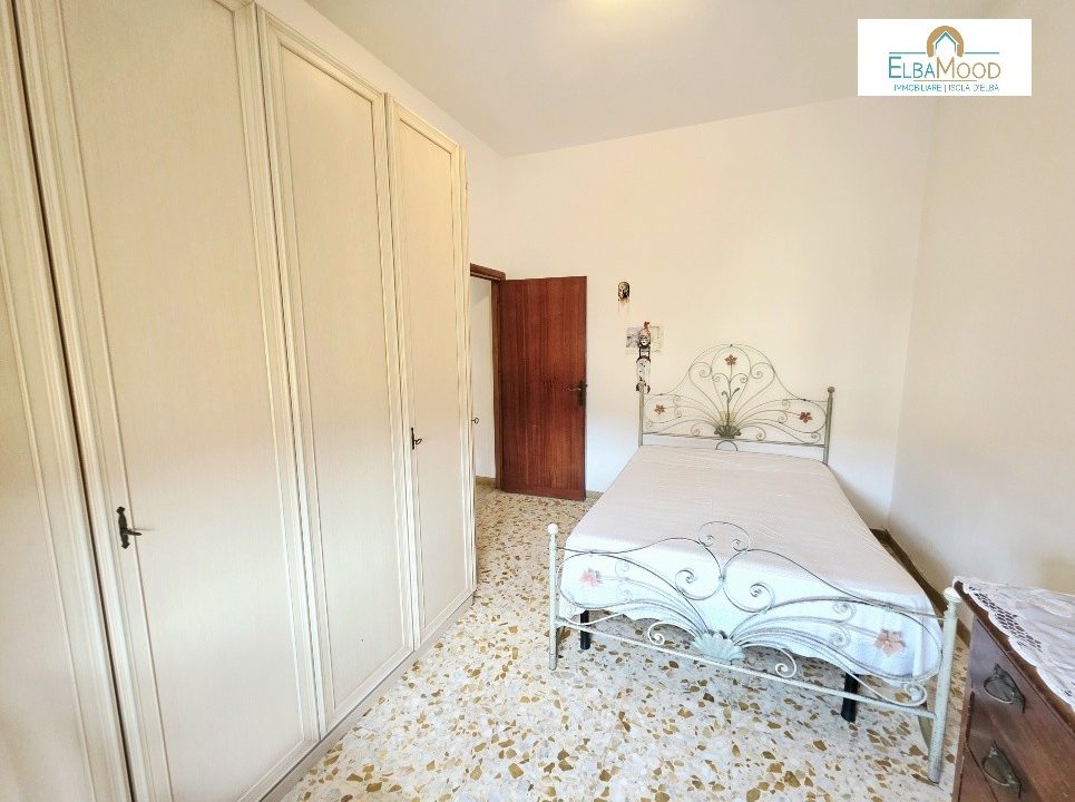 Rif 012PA Appartamento tre camere zona centrale Porto Azzurro Isola d'Elba (2)
