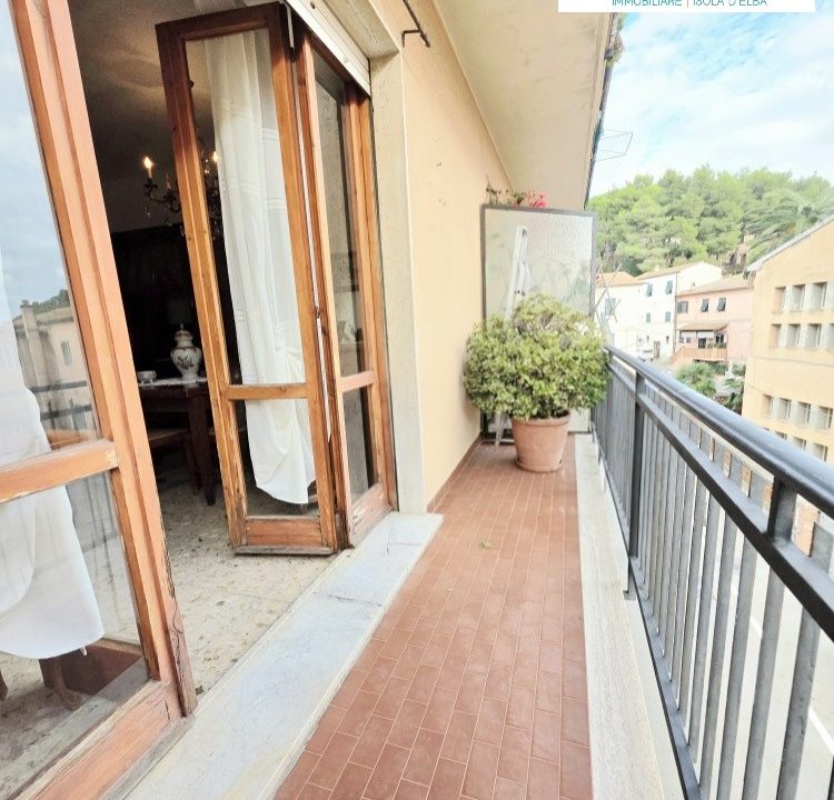 Rif 012PA Appartamento tre camere zona centrale Porto Azzurro Isola d'Elba (5)
